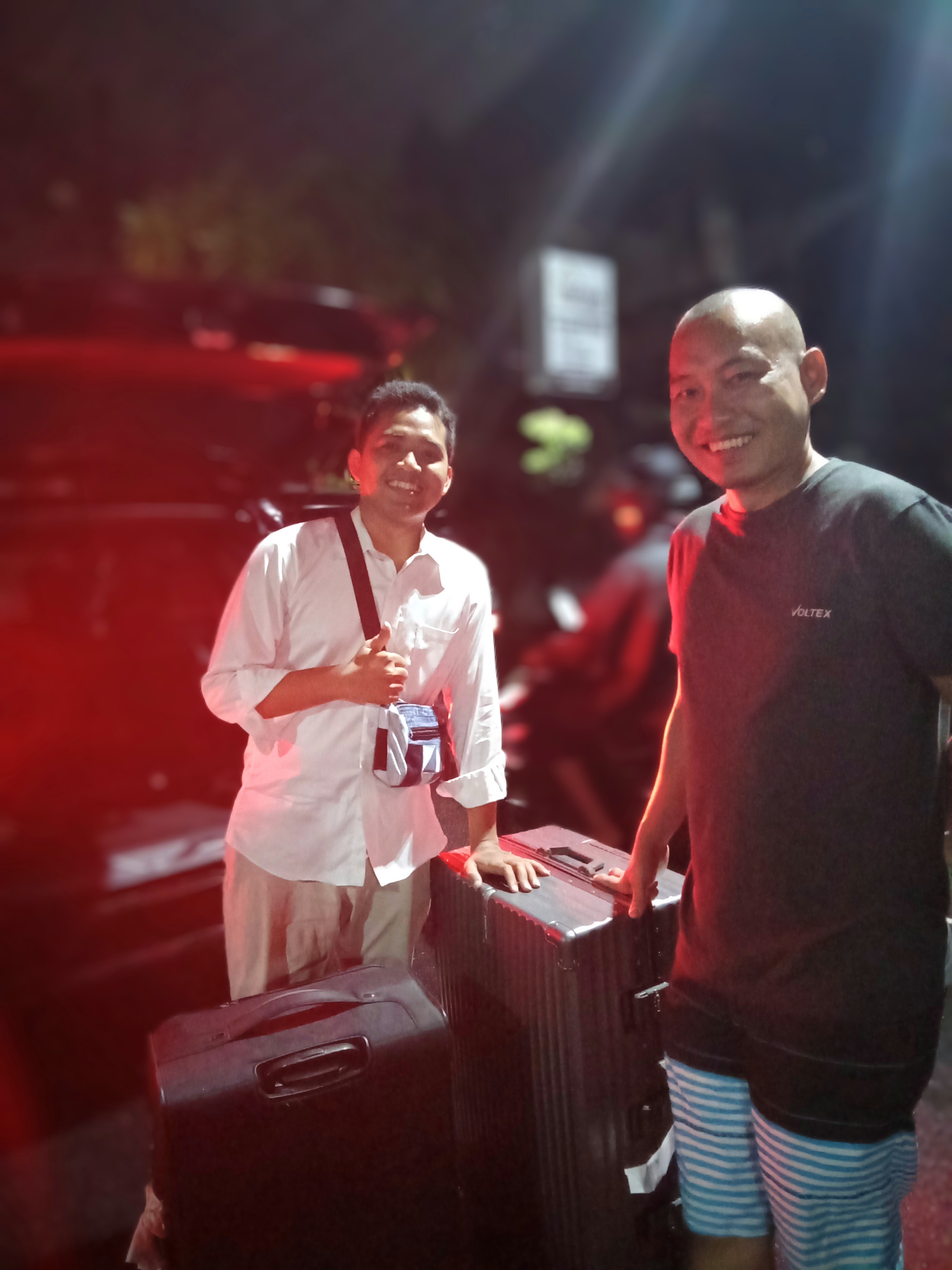 Foto pelanggan yang puas